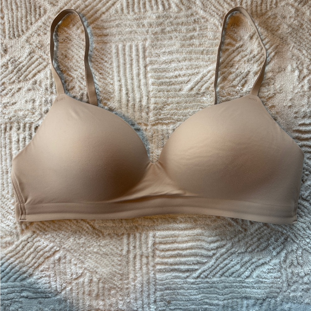 Soma Enbliss Wireless Bra 38B Tan Nude Beige Smooth Comfort Padded Soft